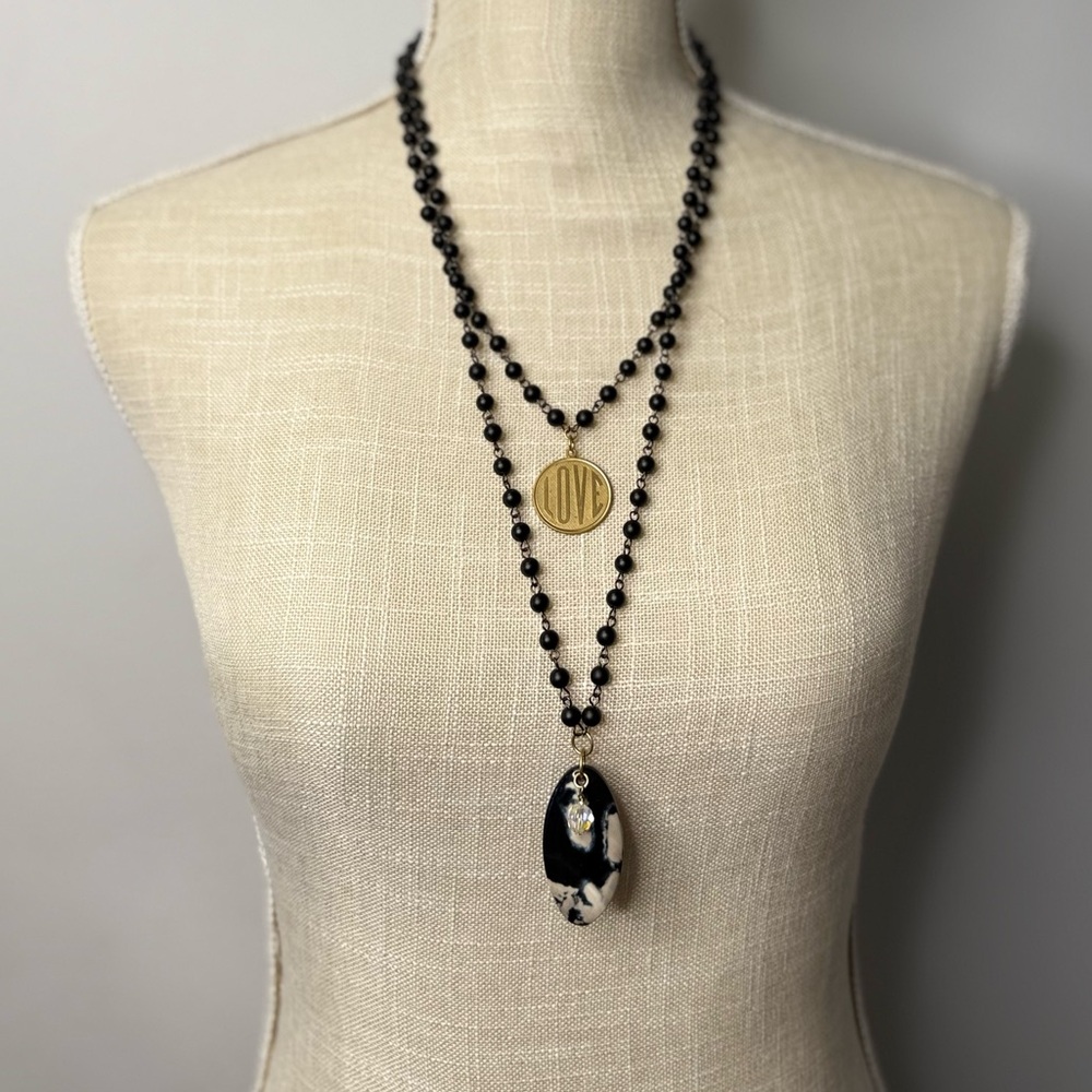 Black Beaded Wrap pendant chain